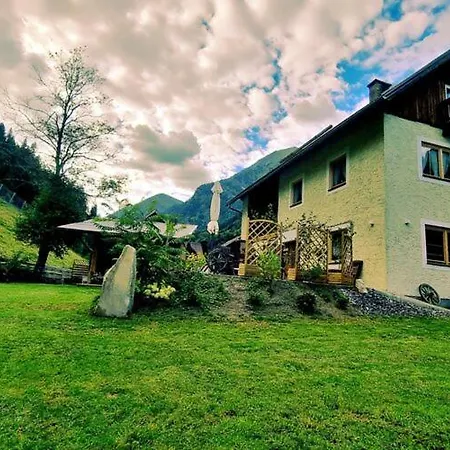 Large Detached In Muhr